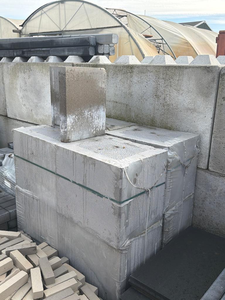 Nieuwe L-elementen 50x60x40 cm grijs keerwand, Ophalen, Nieuw, Beton