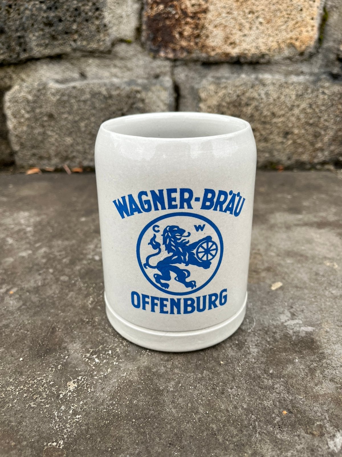 Vintage keramieken Wagner-Bräu Offenburg 0,5 liter bierpul, Verzamelen, Biermerken, Ophalen of Verzenden, Gebruikt, Pul(len), Overige merken