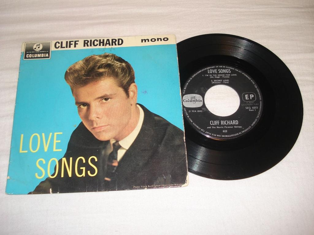 Cliff Richard     EP  Love Songs     Orgineel, Zo goed als nieuw, Pop, EP, Fotohoes