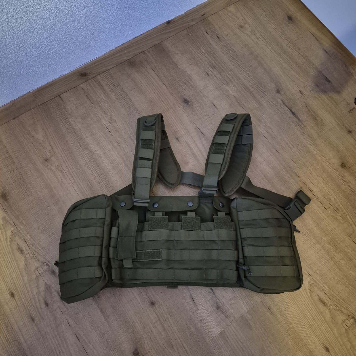Tasmanian Tiger Chest Rig MK2 Olive - Nieuw, Verzamelen, Ophalen of Verzenden, Landmacht, Nederland