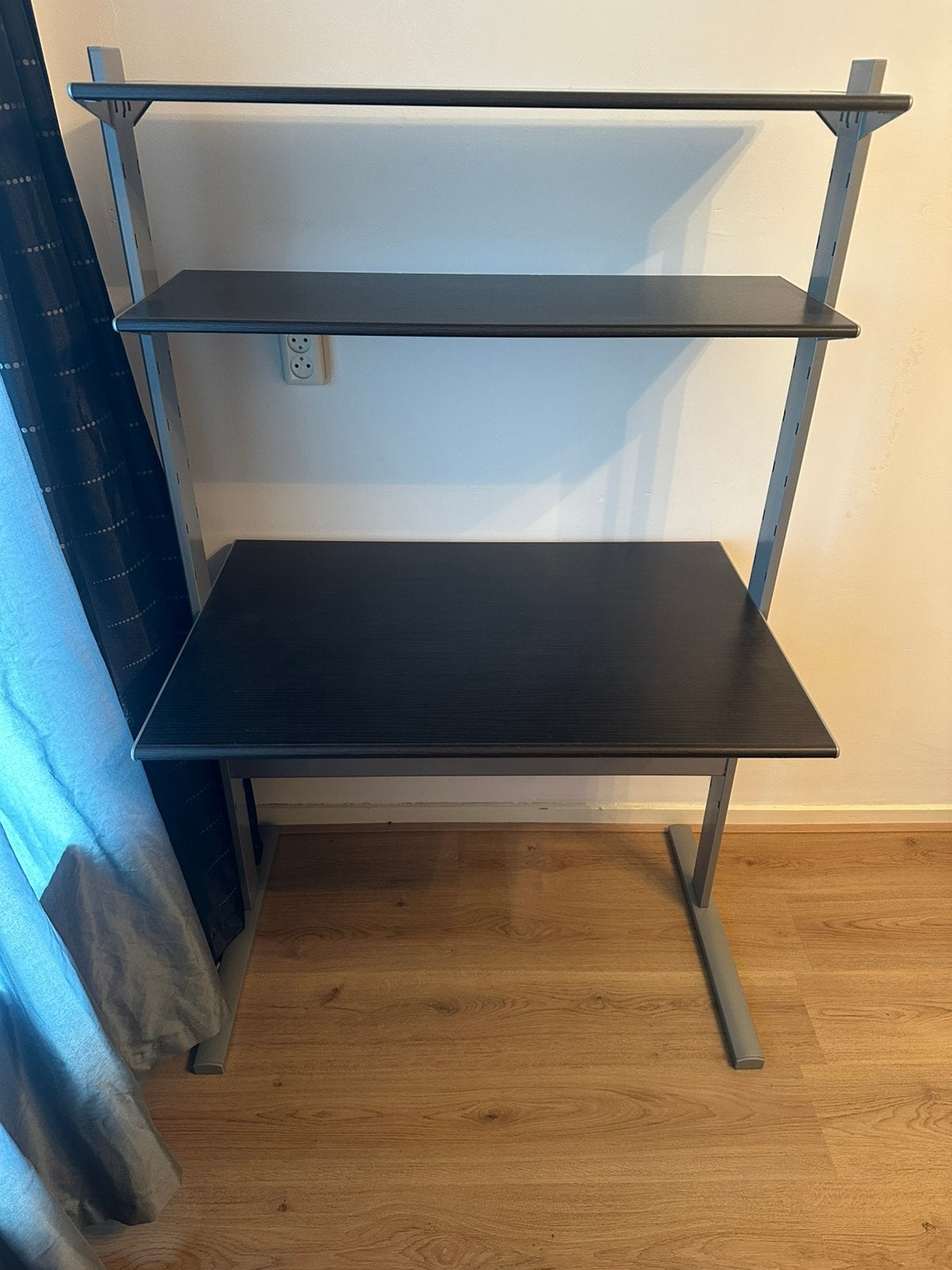 Bureau, Ophalen, Zo goed als nieuw, 70 tot 120 cm