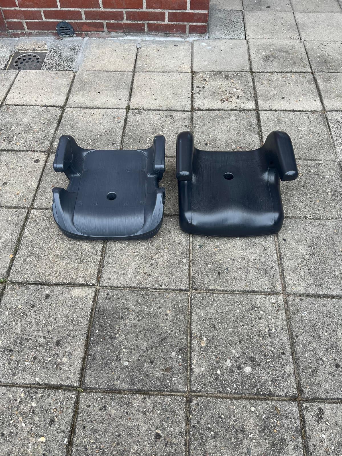 Rehausseur enfant 22-36kg  2 Stuks, Ophalen of Verzenden, Zo goed als nieuw