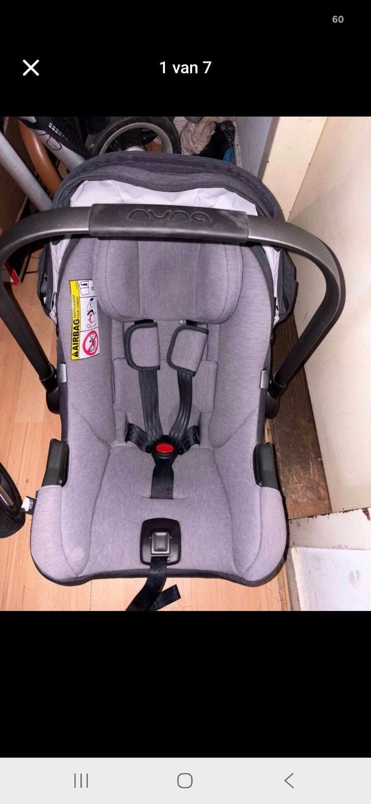 Maxi-Cosi met onderstel en extra zonneklep, Ophalen, Autogordel of Isofix, Gebruikt, 0 t/m 18 kg