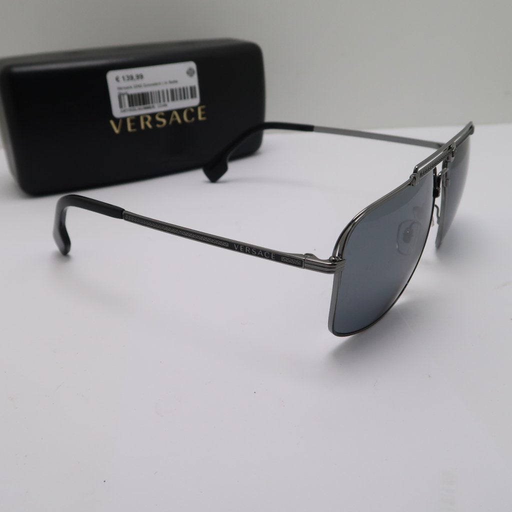 Versace 2242 Zonnebril | in Nette Staat, Versace, Zo goed als nieuw, Support@versace.com, Via GesÃ¹ 12
20121 Milan
Italy