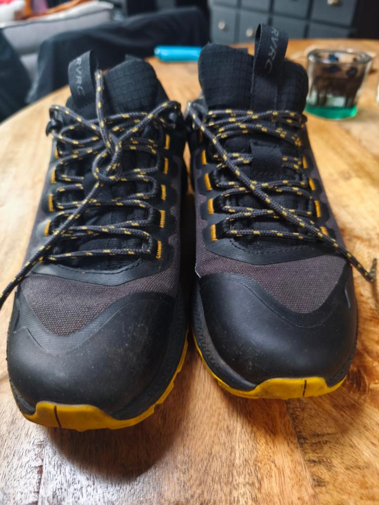 Revolution Race Phantom schoenen - Maat 43, Ophalen, Wandelschoenen, Zo goed als nieuw, Revolution Race