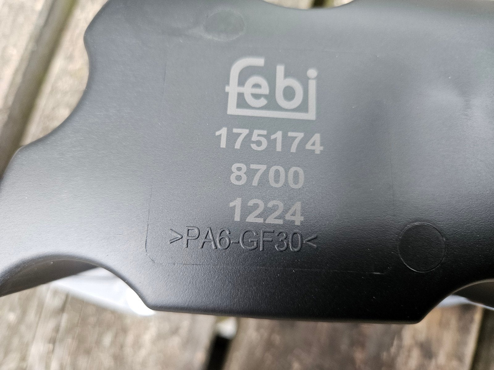 Febi Bilstein Olieafscheider Volvo/Land Rover 3.2L (B6324S), Ophalen