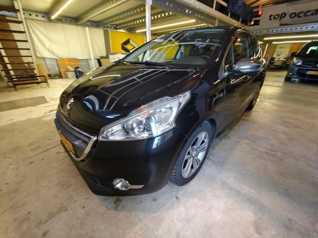 Peugeot 208 1.6 VTI 88KW/120PK 3-D 2012 Zwart, Voorwielaandrijving, Zwart, 4 cilinders, Origineel Nederlands