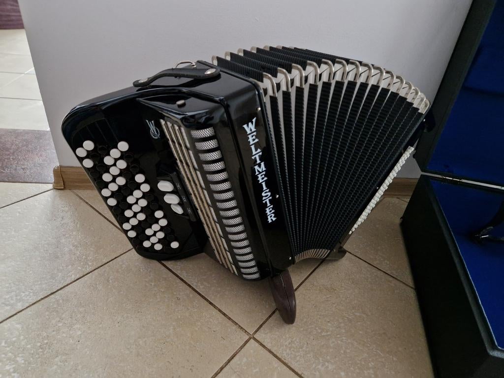 Weltmeister accordeon 72 Bassen ZGAN, Muziek en Instrumenten, Accordeons, Ophalen of Verzenden, Zo goed als nieuw, 72-bas, Weltmeister