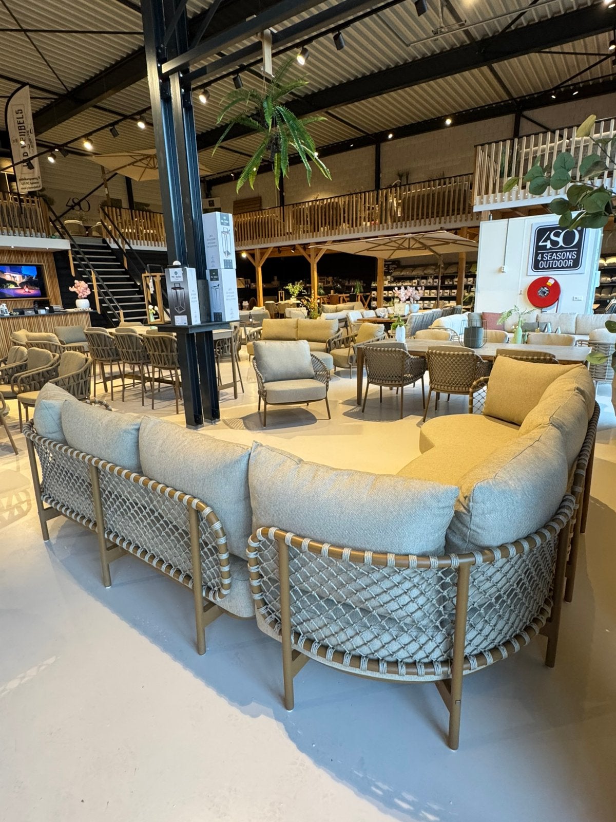 4 Seasons outdoor. Gehele collectie te zien in onze showroom, Ophalen of Verzenden, Zo goed als nieuw