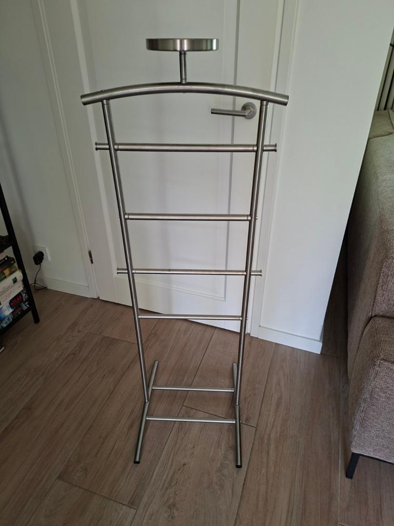 Zo goed als nieuwe IKEA dressboy met schaaltje, Ophalen