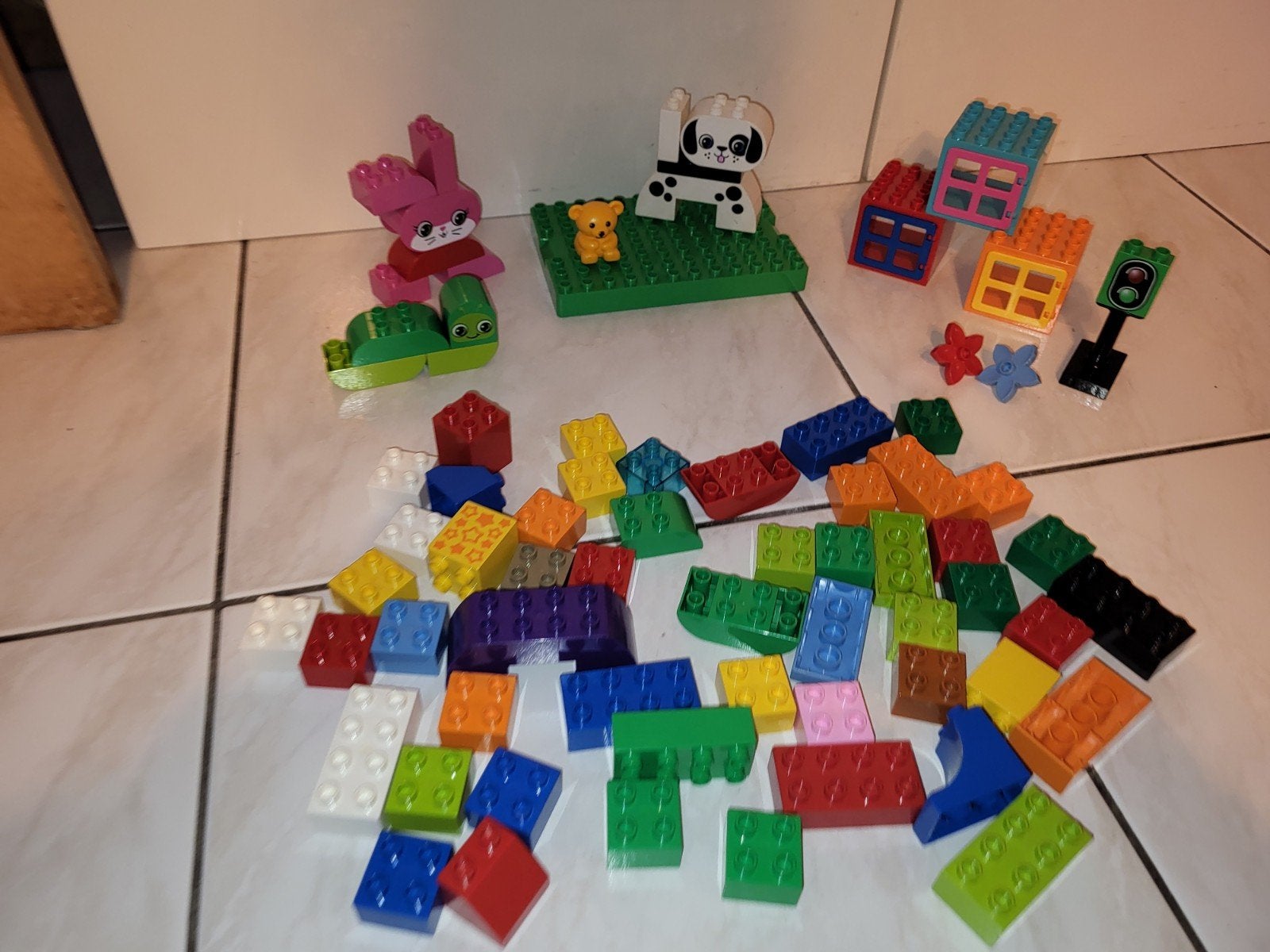 Duplo leuke set met veel stenen en een bouwplaat, Kinderen en Baby's, Speelgoed | Duplo en Lego, Gebruikt, Ophalen of Verzenden