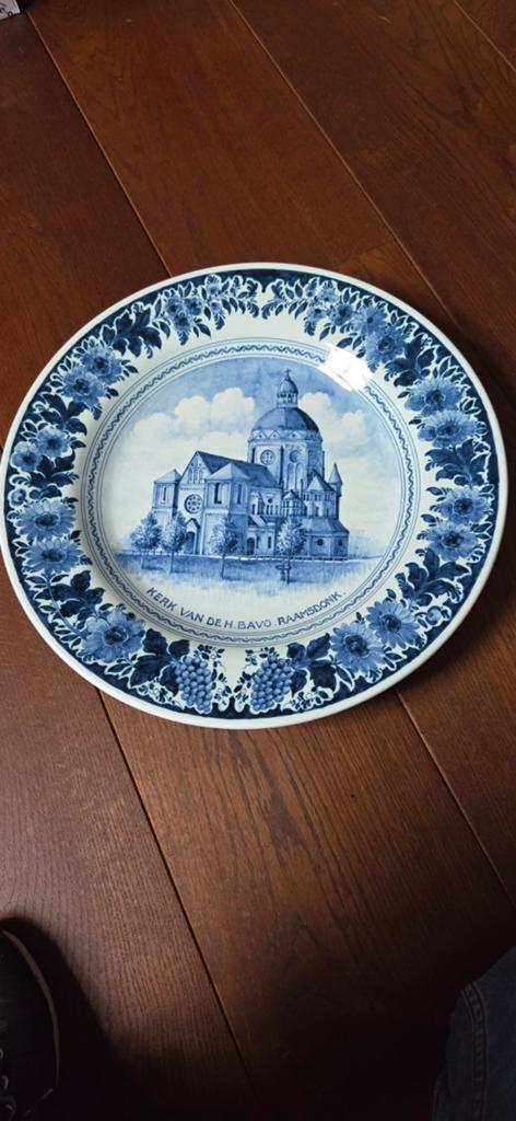 Potterie Oud Delft. 42 cm groot bord. 1882., Ophalen of Verzenden