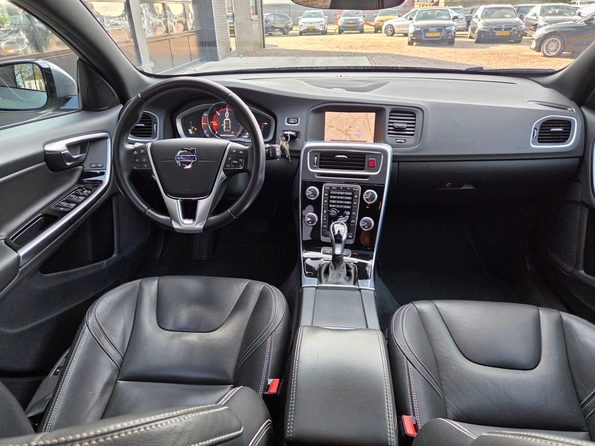 Volvo V60 2.4 D5 Twin Engine Special Edition, Auto's, Volvo, Automaat, Euro 6, 163 pk, Vierwielaandrijving