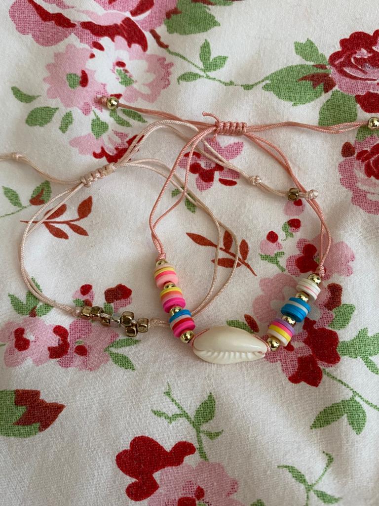 Twee armbandjes, Sieraden, Tassen en Uiterlijk, Armbanden, Ophalen of Verzenden, Zo goed als nieuw, Overige materialen