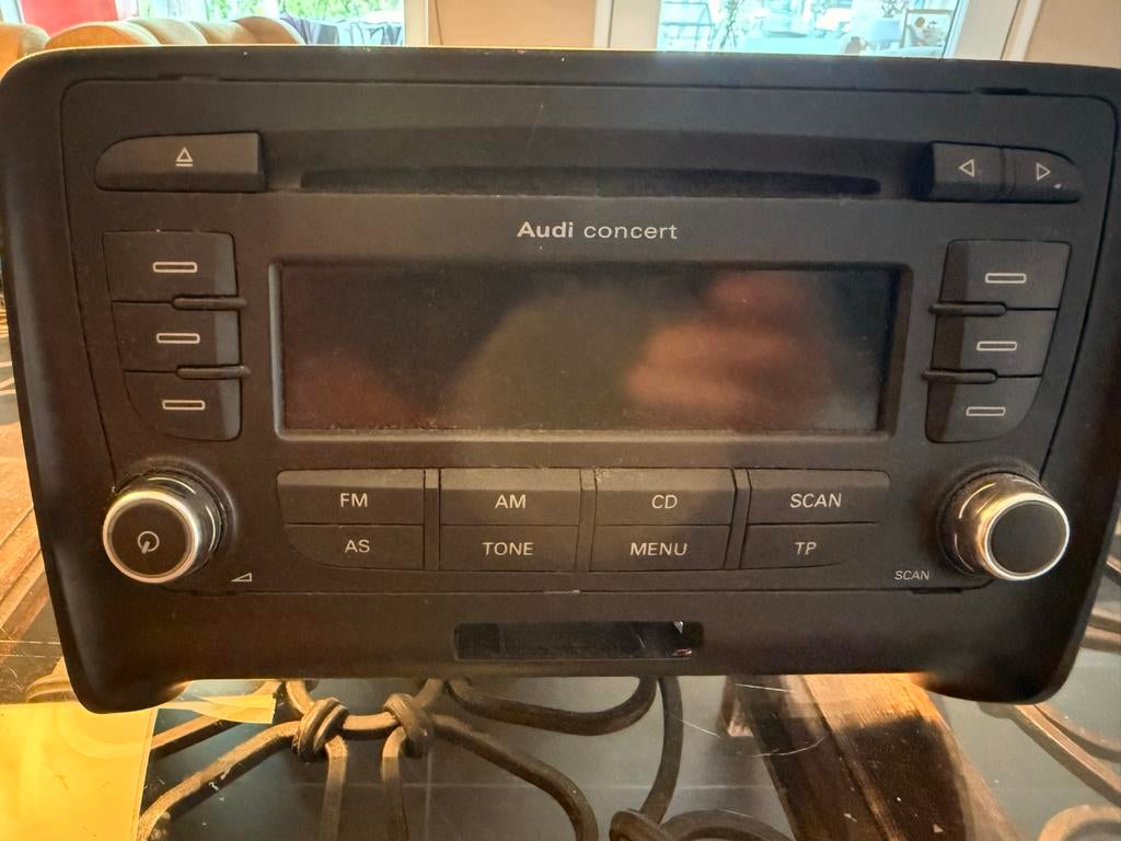 Originele Audi Concert EU Radio Unit - Blaupunkt, Auto diversen, Autoradio's, Ophalen of Verzenden, Gebruikt