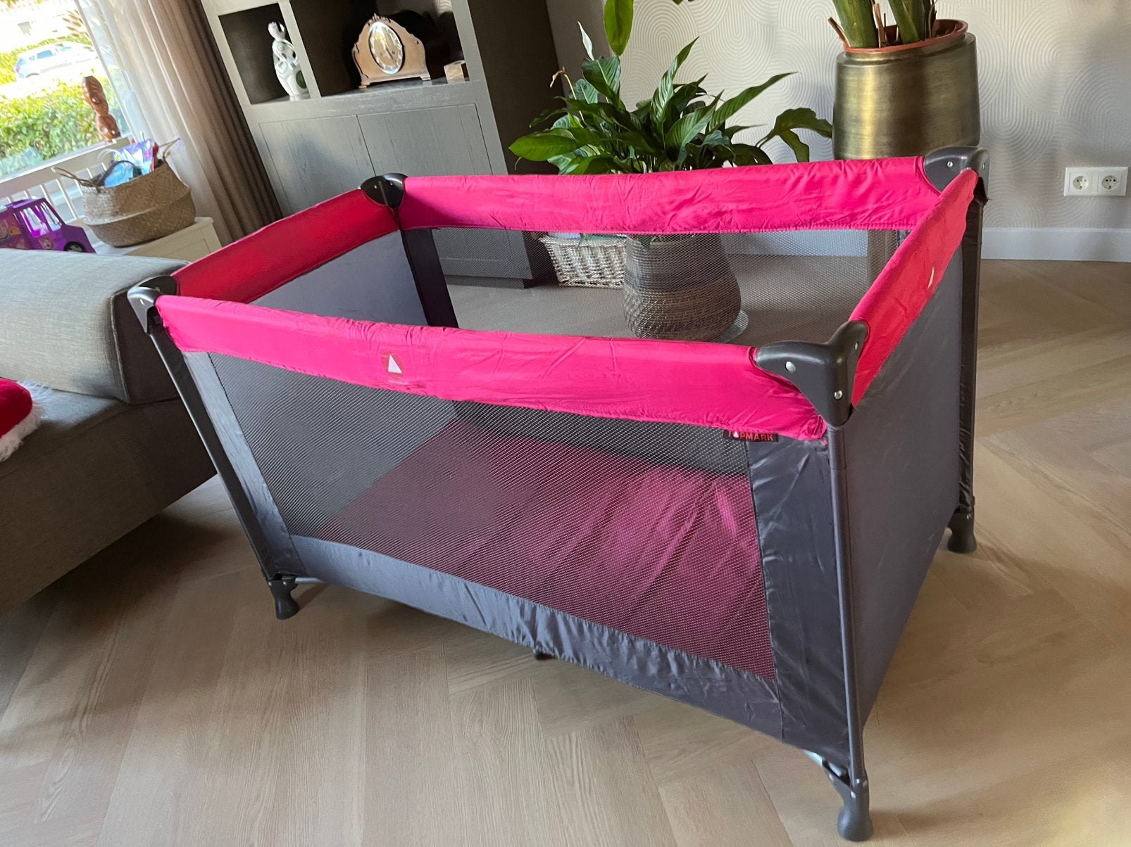 Mooi campingbedje in zeer goede staat, Ophalen, Zo goed als nieuw, Reisbedje