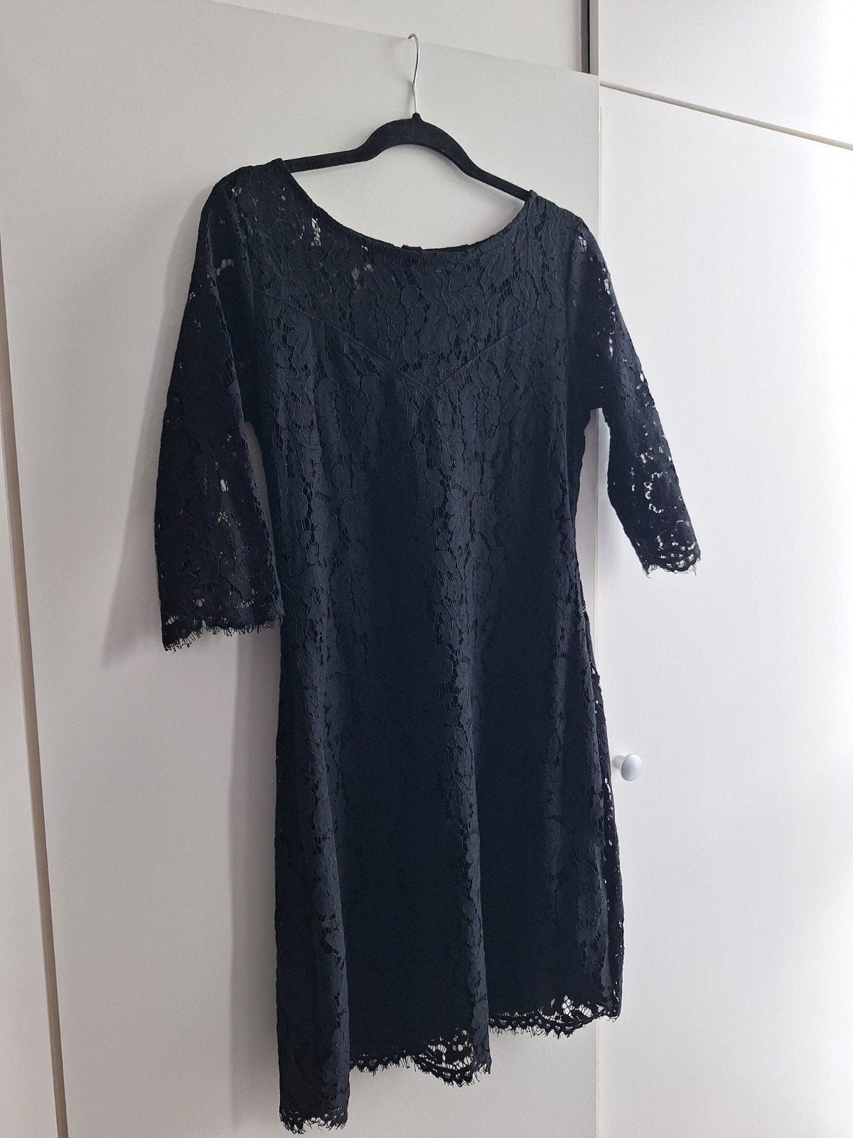 Freequent zwarte kanten jurk maat 38, Kleding | Dames, Maat 38/40 (M), Freequent, Verzenden, Zwart