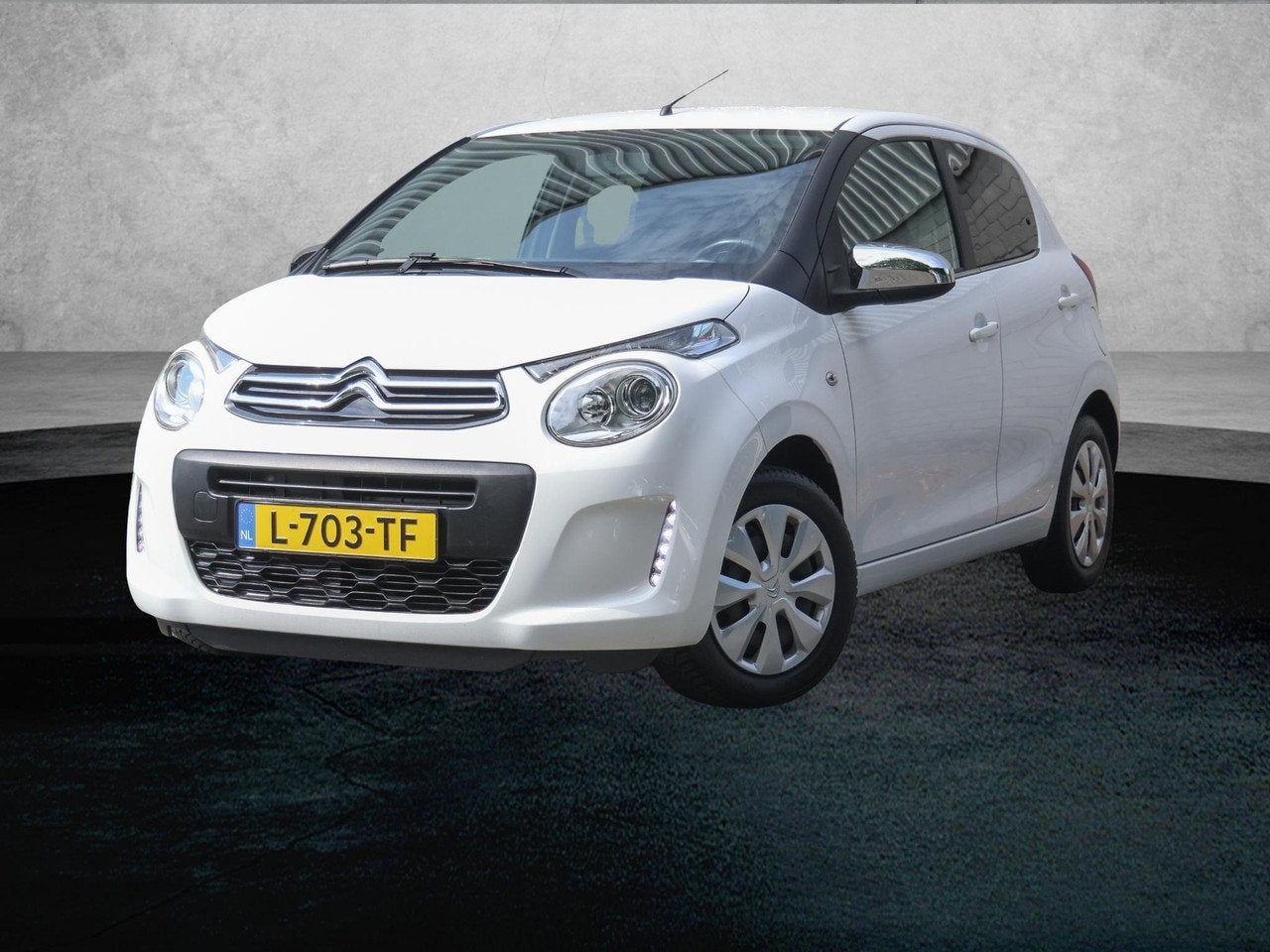 Citroën C1 1.0 VTi Feel | Airco | Bluetooth | Centrale deur, Voorwielaandrijving, Start-stop-systeem, Gebruikt, 4 stoelen