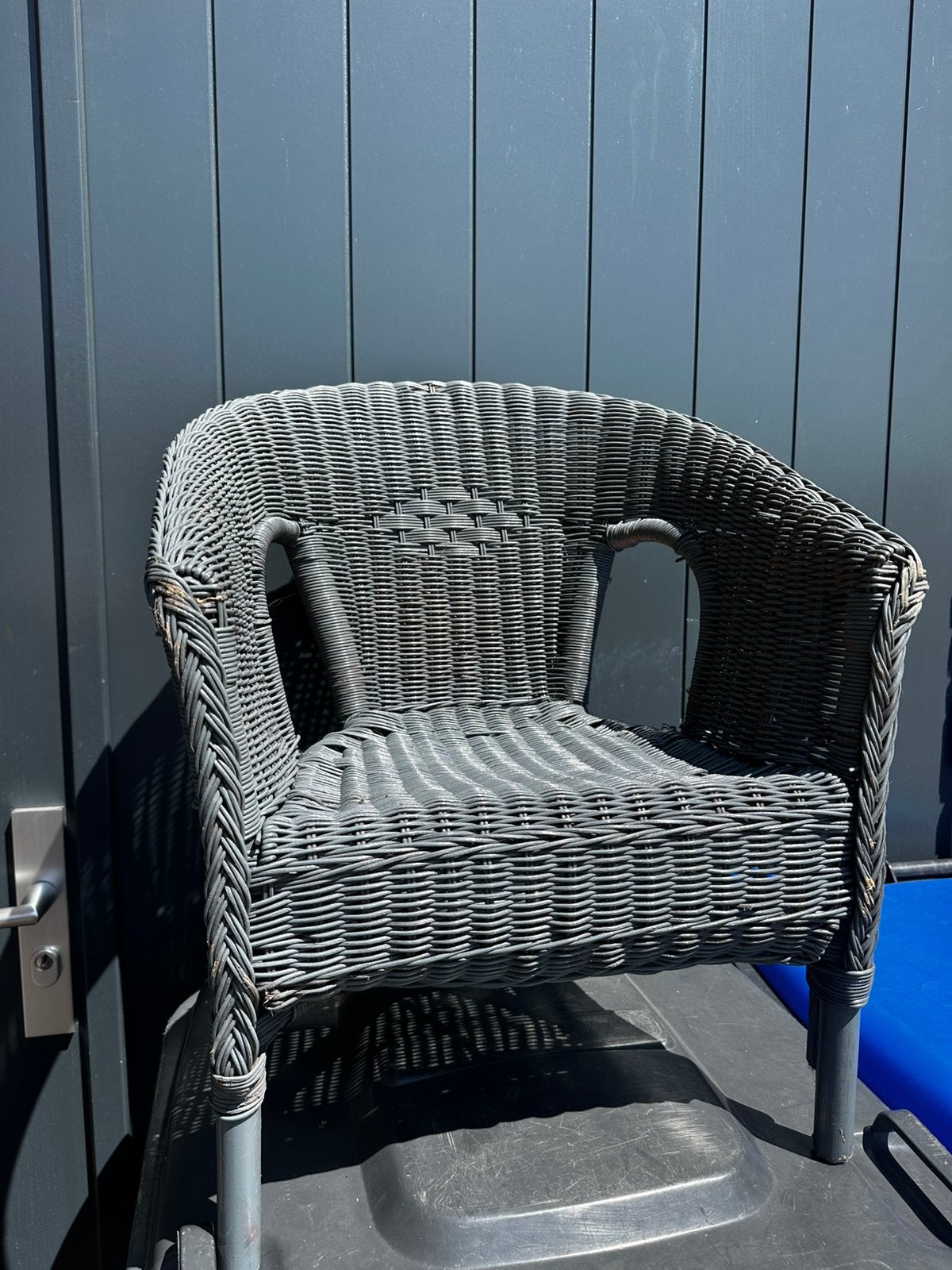 Grijs rotan stoel kind, Kinderen en Baby's, Kinderkamer | Tafels en Stoelen, Ophalen, Zo goed als nieuw