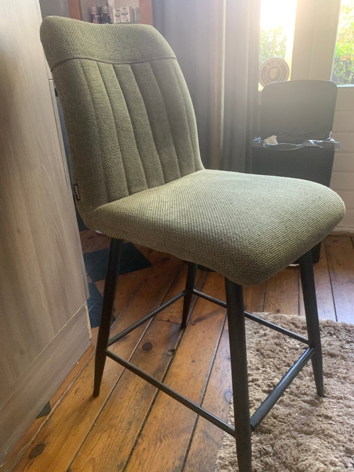 Hoge eethoek hoge stoelen, Ophalen, Zo goed als nieuw, 4 tot 6 stoelen