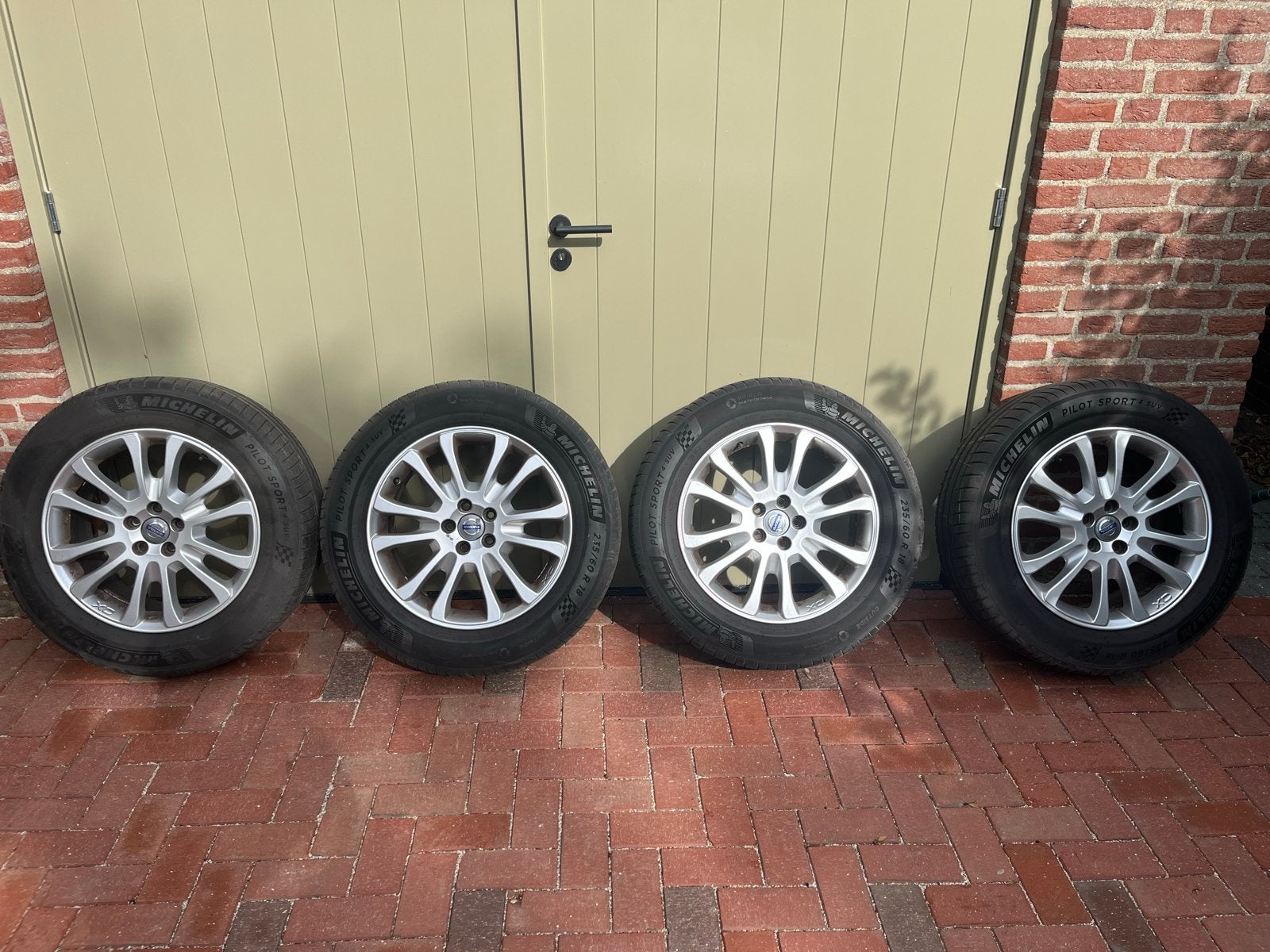 Volvo XC60 velgen met Michelin Pilot Sport banden, Ophalen, 18 inch, Gebruikt, Banden en Velgen