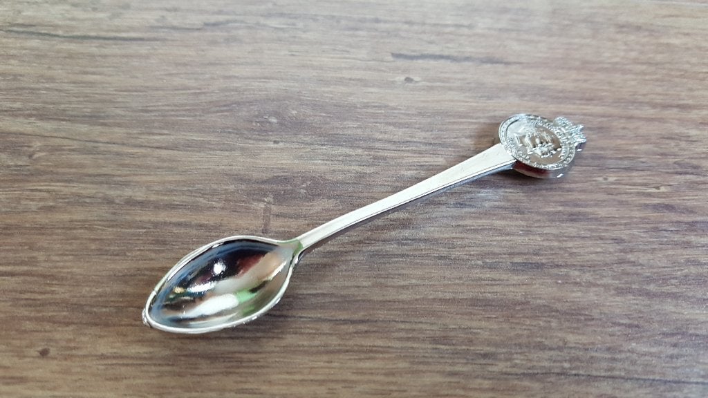 Theelepel Koningshuis Opvolging Willem Alexander van Beatrix, Ophalen of Verzenden, Gebruikt, Nederland, Servies