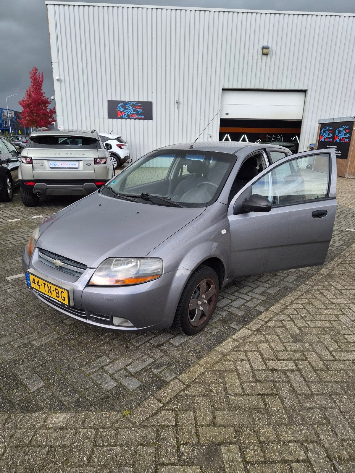 Chevrolet Kalos 1.2 5D 2006 Grijs, Auto's, Voorwielaandrijving, 1150 cc, 40 €/maand, 4 cilinders