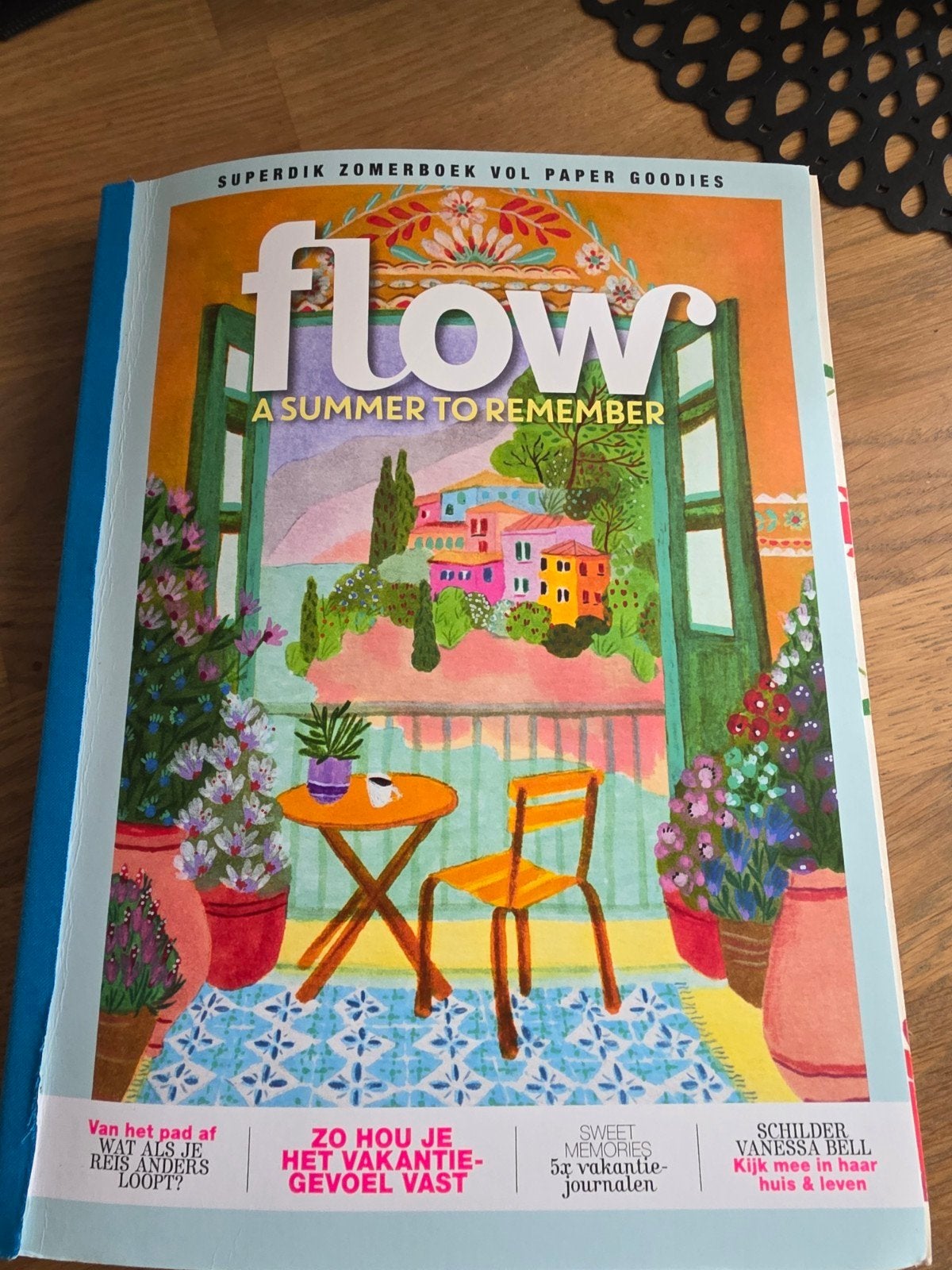 Zomerboek flow, Boeken, Tijdschriften en Kranten, Ophalen of Verzenden, Nieuw, Damesbladen