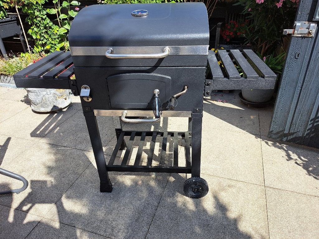 Houtskoolbarbecue, Tuin en Terras, Ophalen, Zo goed als nieuw, Onbekend
