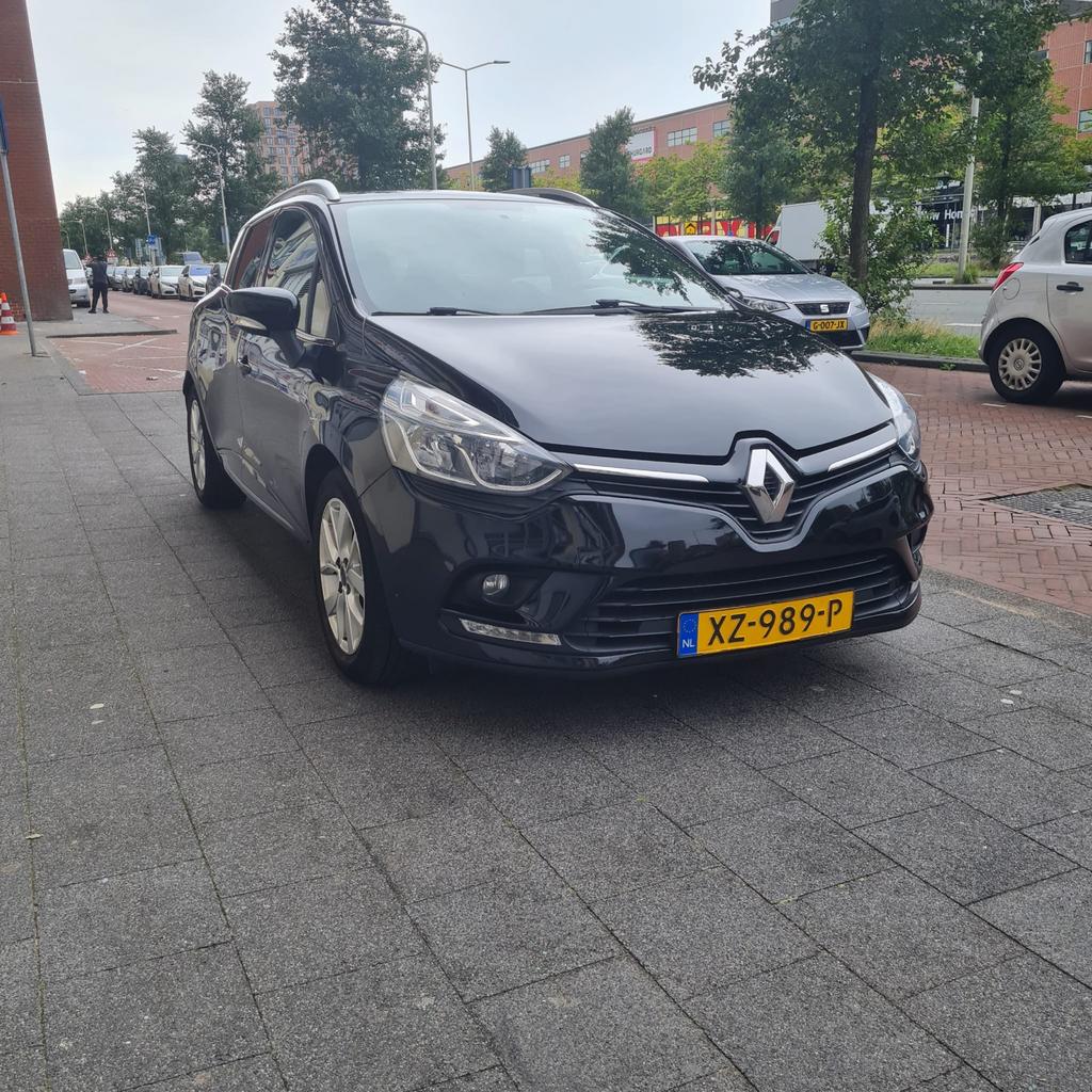 Renault Clio TCe 90pk 2019 Zwart, Auto's, Voorwielaandrijving, 898 cc, Zwart, 1098 kg