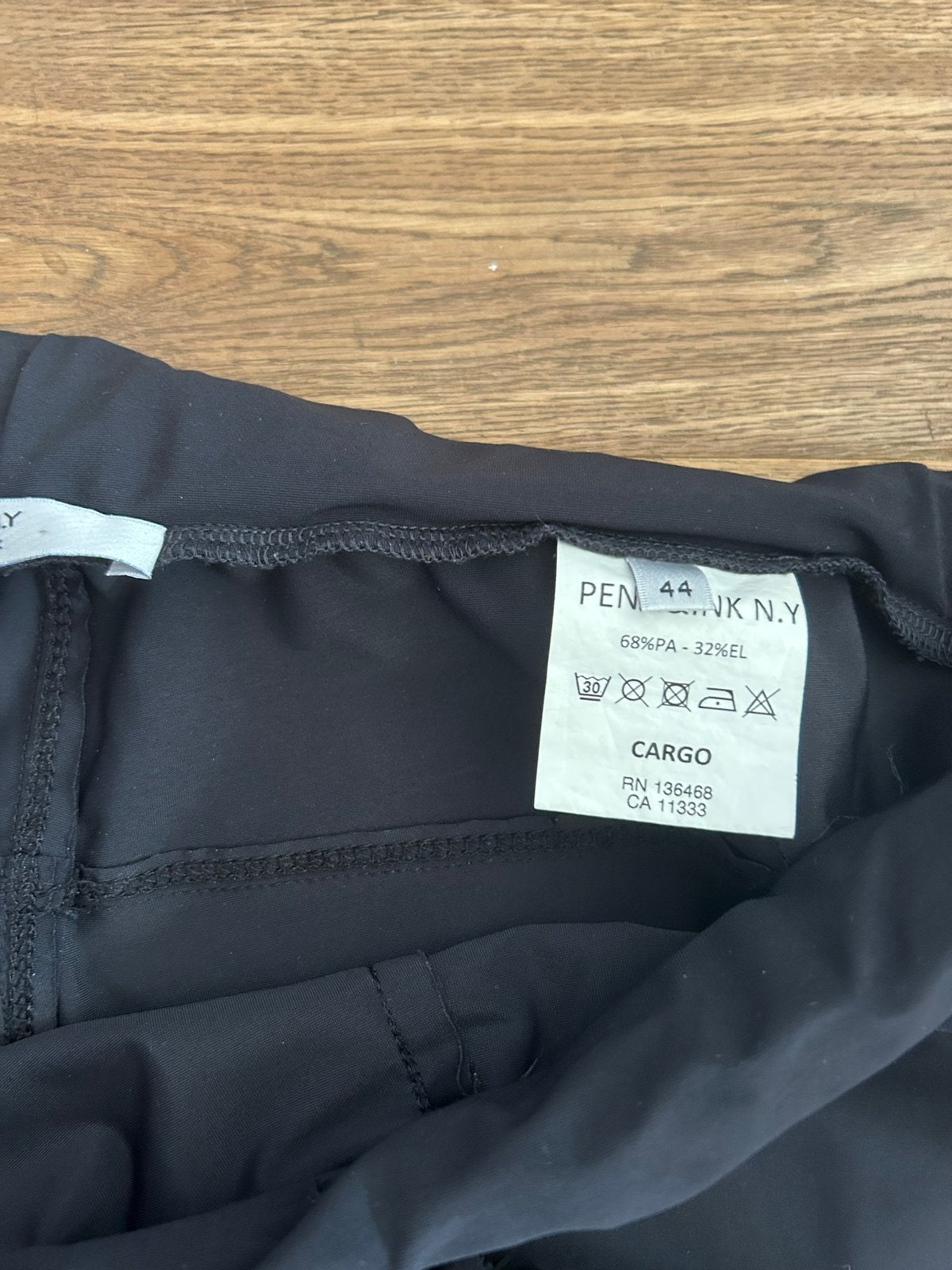 Penn&Ink Cargo Broek Zwart Maat 44, Kleding | Dames, Ophalen of Verzenden, Gedragen, Maat 42/44 (L), Zwart