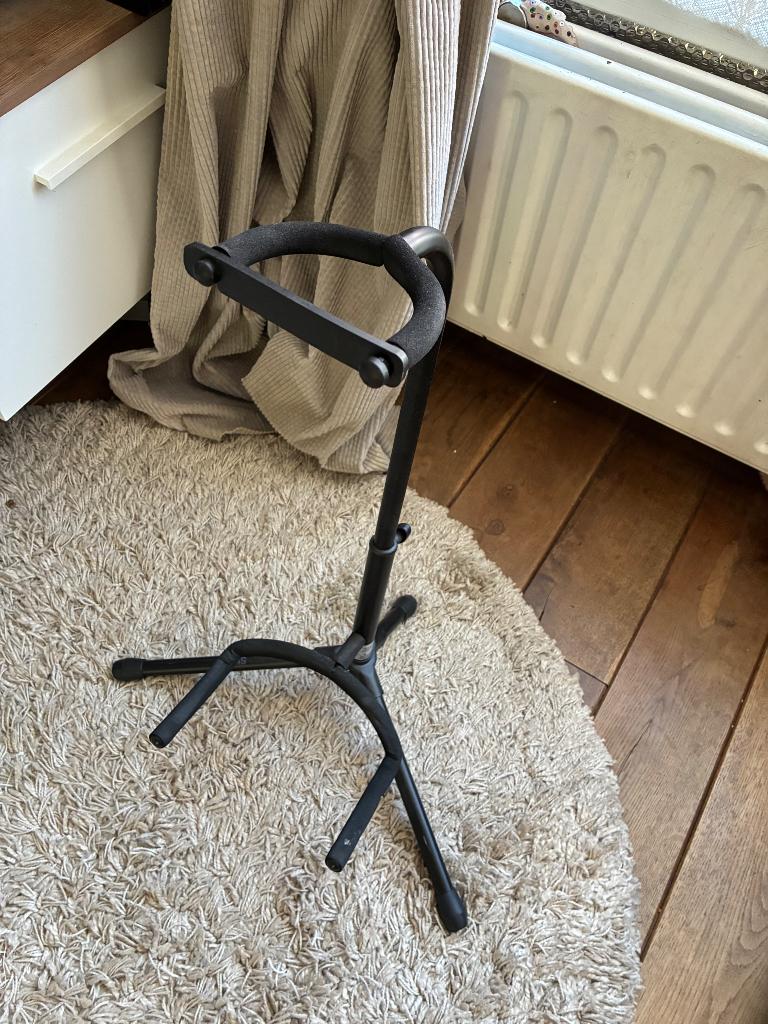 Stagg gitaarstandaard, Ophalen, Zo goed als nieuw, Instrumentstandaard, Gitaar