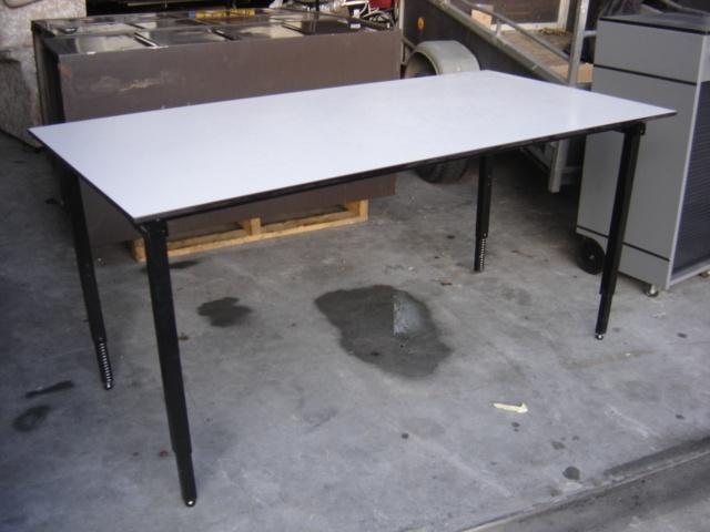 Tafels hoog / laag (kantine tafels), Ophalen, Gebruikt, -, -
