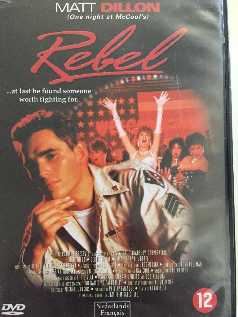 Rebel, Vanaf 12 jaar, Ophalen of Verzenden, Zo goed als nieuw, Drama