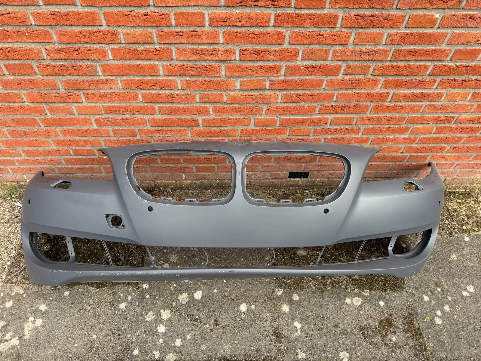 Voorbumper BMW 5 F10 voorbereid om te schilderen, Auto-onderdelen, Carrosserie en Plaatwerk, Ophalen, Voor, BMW, Bumper