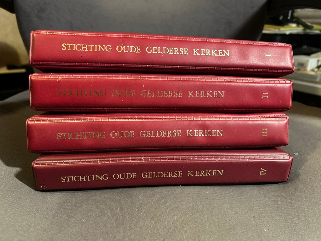 Stichting Oude Gelderse Kerken - Complete set (4 delen), 14e eeuw of eerder, Zo goed als nieuw, Ophalen, Onbekend
