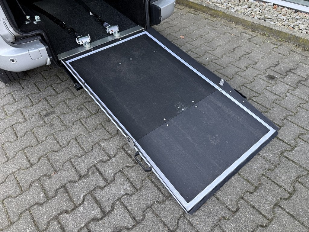 Renault Kangoo Family 3+1 Rolstoelauto 1.2 TCe (Zeer nette 3, Auto's, Renault, Stof, Gebruikt, Parkeersensor, Bedrijf