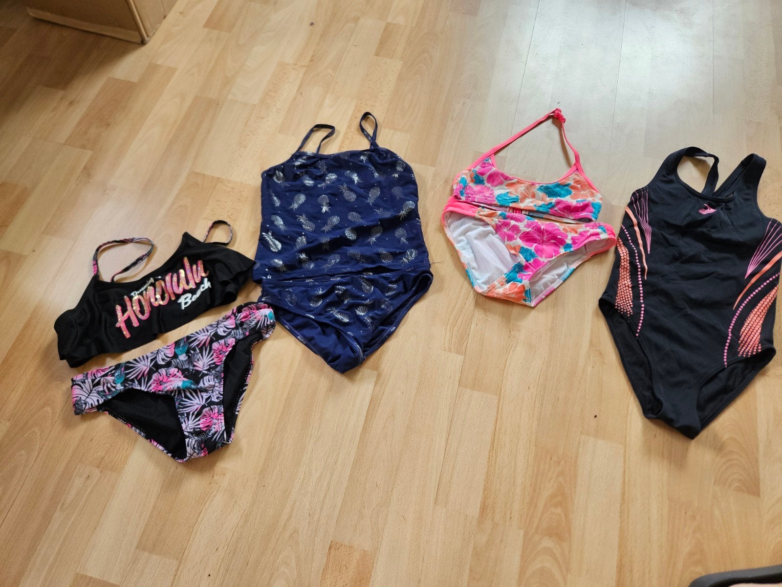 Zwemkleding maat 134/140 meisjes, Meisje, Badpak, Ophalen of Verzenden, Zo goed als nieuw