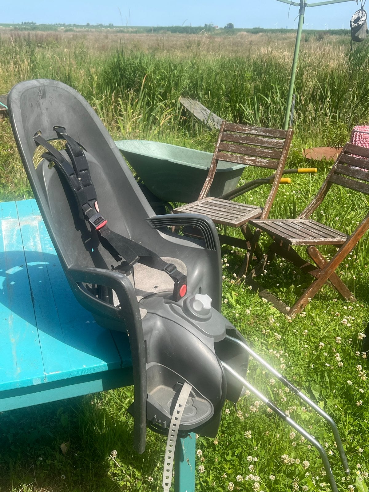 Hamax Zenith fietsstoeltje achterop, Fietsen en Brommers, Fietsaccessoires | Fietsstoeltjes, 15 t/m 25 kg, Achterzitje, Ophalen of Verzenden