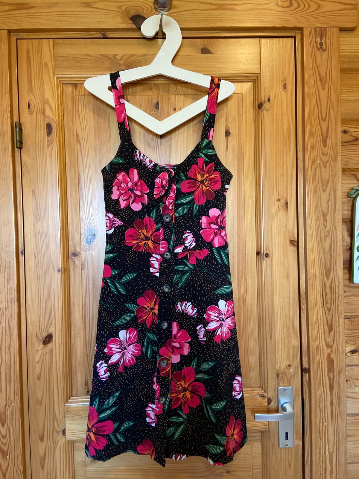 Jurk zwart met roze bloemen M geen mouw, Maat 38/40 (M), Zwart, Ophalen of Verzenden, Zo goed als nieuw