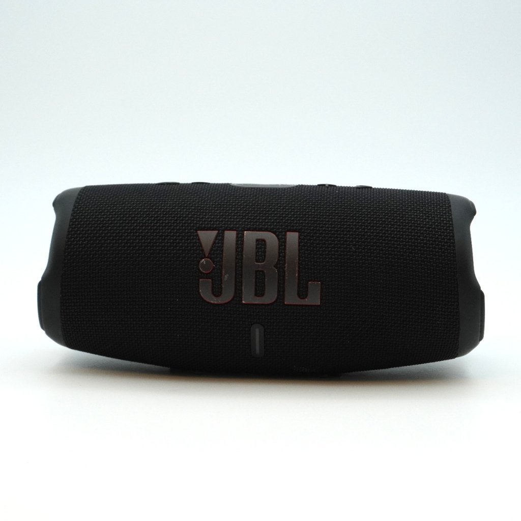 JBL Charge 5 Zwart in Goede Staat, JBL, Zo goed als nieuw, Support@jbl.com, 400 Atlantic Street
Stamford, CT 06901
USA