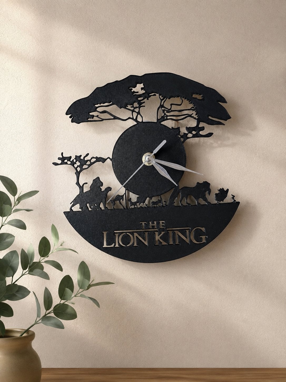 The Lion King Wandklok - Keuze uit meerdere kleuren!, Huis en Inrichting, Wandklok, Verzenden, Analoog, Werkt op batterijen