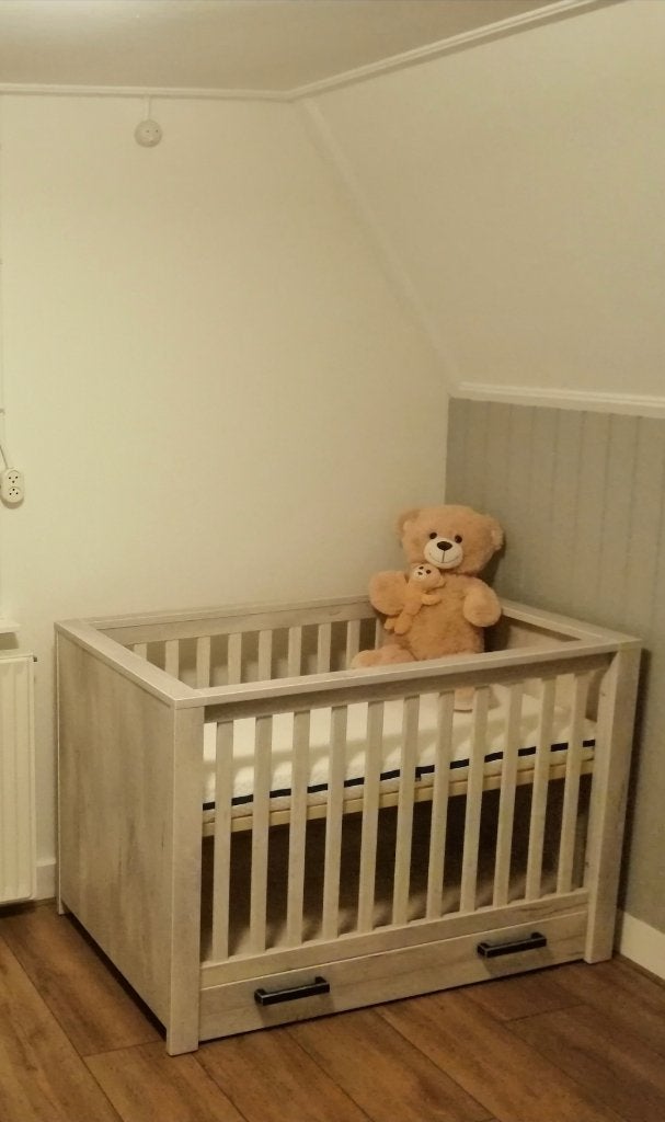 Kidsmill Sem Nautic babybed 60x120 cm+lade+AeroSleep matras, Kinderen en Baby's, Ophalen, Zo goed als nieuw, Ledikant