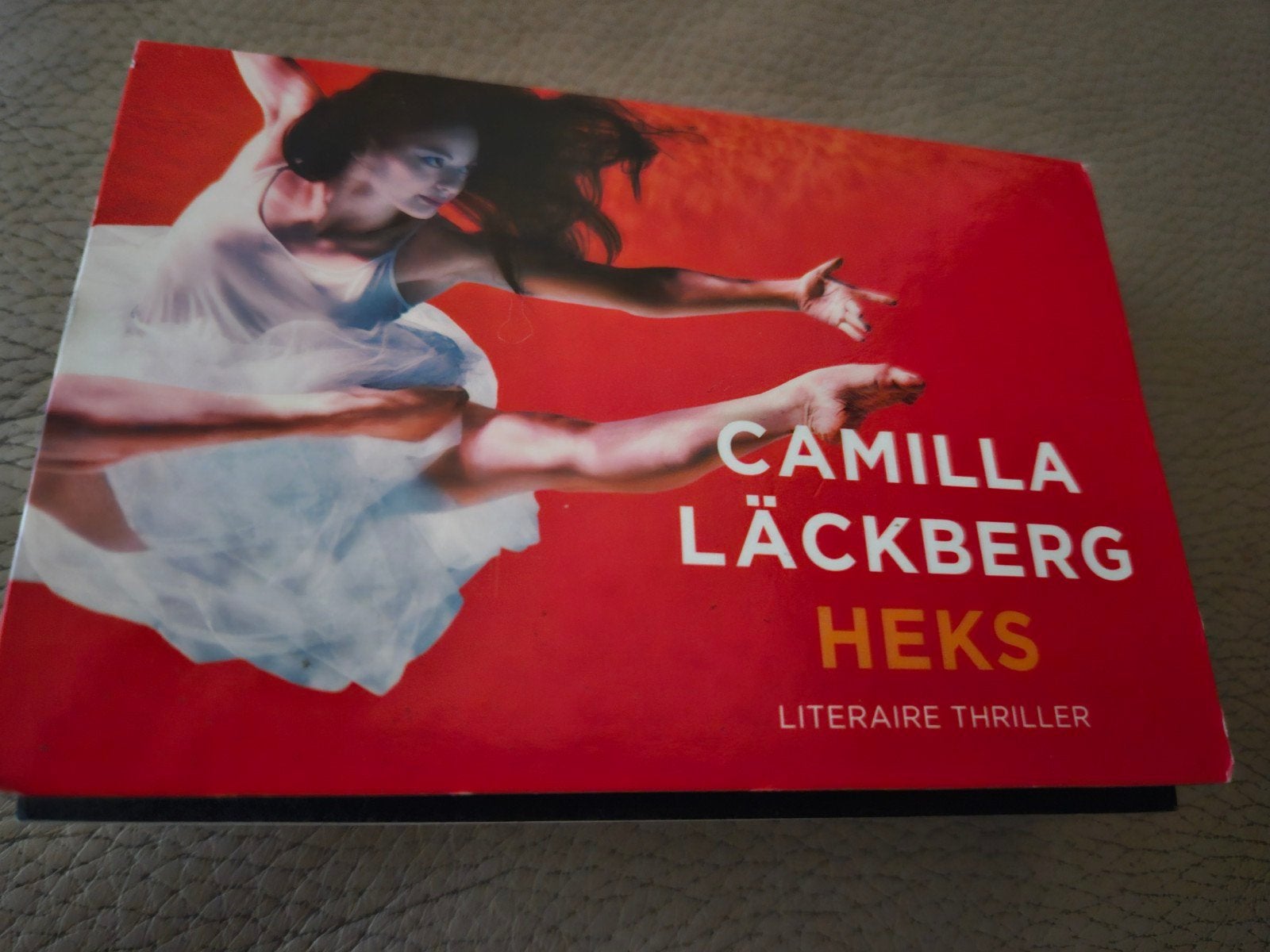 Camilla Läckberg - Heks (Literaire thriller), Ophalen of Verzenden, Gelezen, Camilla Läckberg