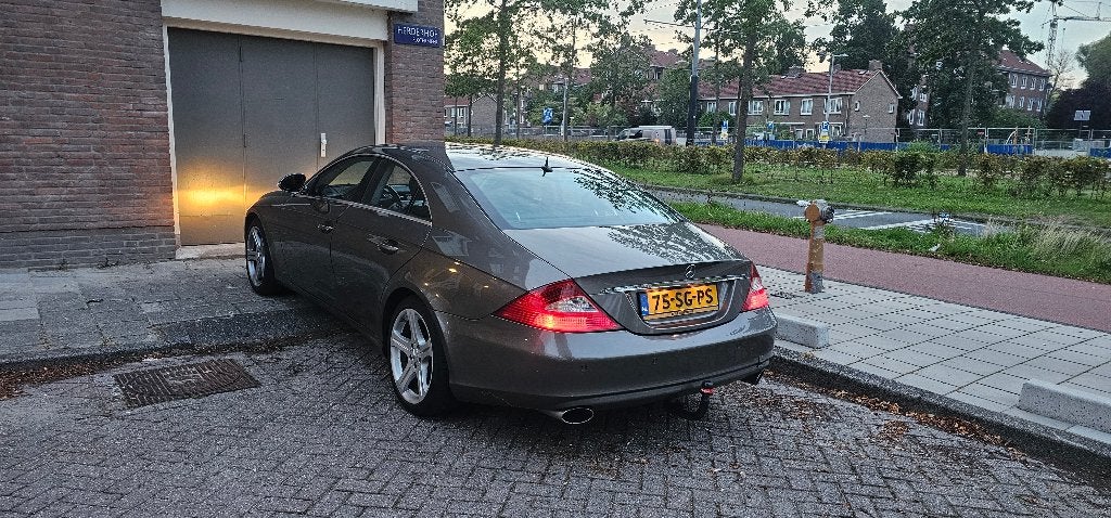Mercedes-Benz CLS 3.5 CLS350 AUT 2006 Benzine, Automaat, Dealer onderhouden, Achterwielaandrijving, Zwart