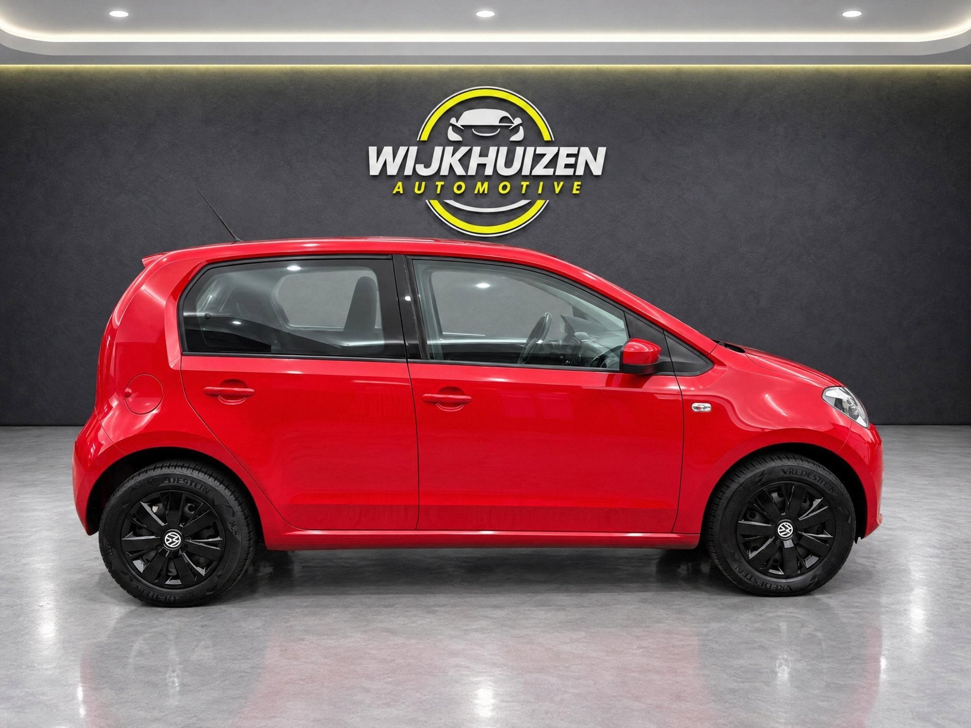 Foto 3 van Volkswagen Up! 1.0 move up! Automaat met Airco ! Cruise ! Ne