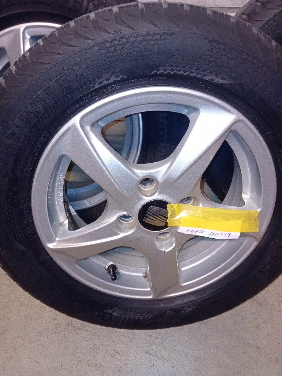 Vredestijn banden 4 Season.  4×100 steek 185/65  R14, Ophalen, 14 inch, Gebruikt, 185 mm