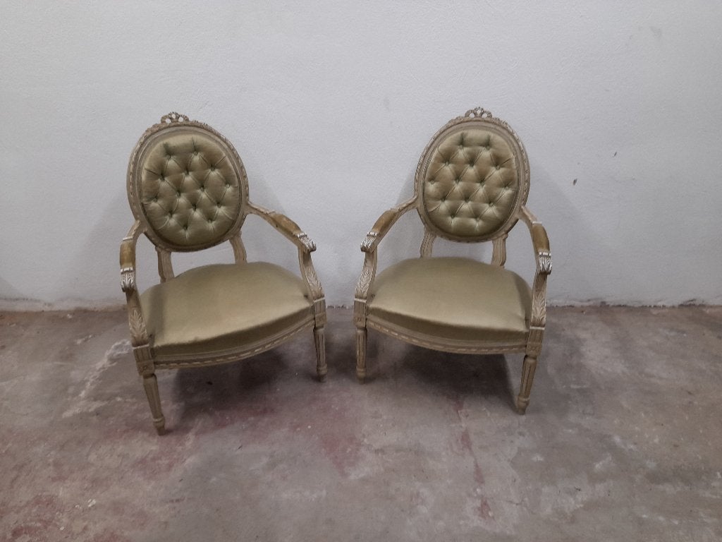 Set van 2 mooie groene Henry III Chippendale open armstoelen, Antiek en Kunst, Antiek | Meubels | Stoelen en Banken, Ophalen