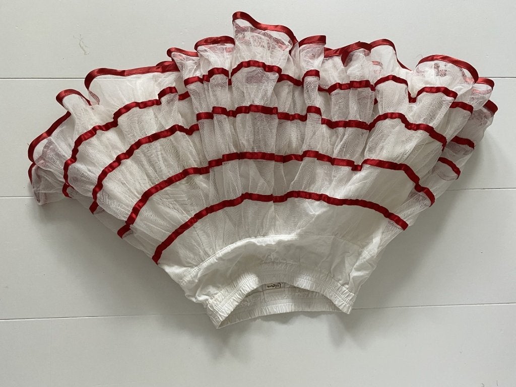 Rok Jottum met tule wit met rood streepje maat 116, Kinderen en Baby's, Gebruikt, Meisje, Jottum, Ophalen of Verzenden