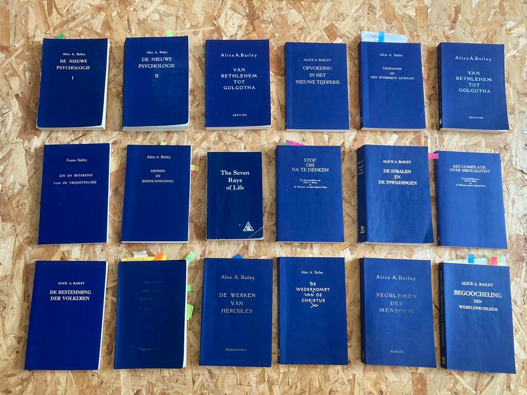 Alice A Bailey spirituele boeken verzameling 18 boeken, Ophalen of Verzenden, Gelezen, Spiritualiteit algemeen, Achtergrond en Informatie
